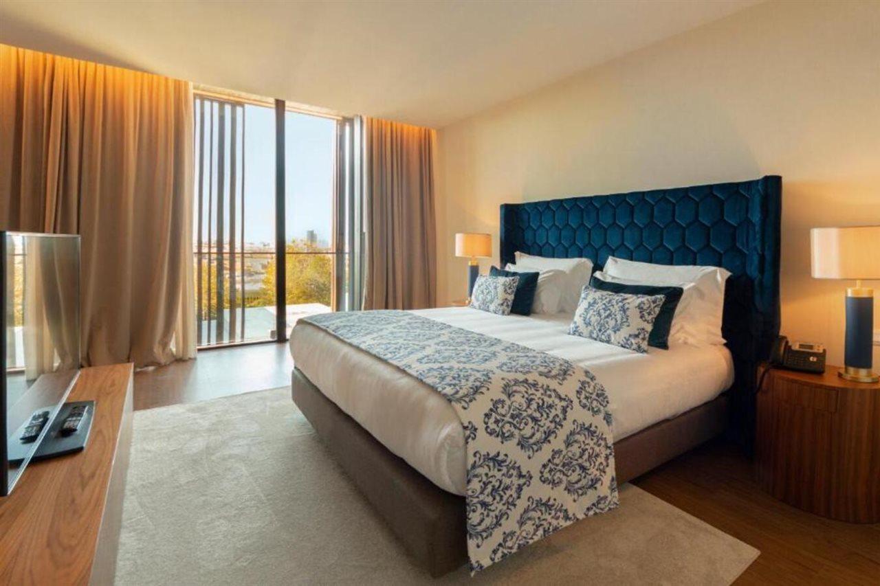 וילה נובה דה גאיה Curio Collection By Hilton Boeira Garden Hotel Porto Portug מראה חיצוני תמונה