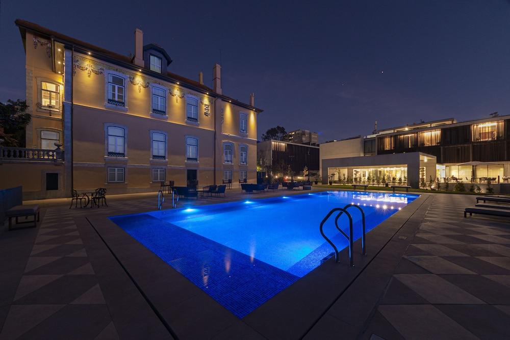 וילה נובה דה גאיה Curio Collection By Hilton Boeira Garden Hotel Porto Portug מראה חיצוני תמונה