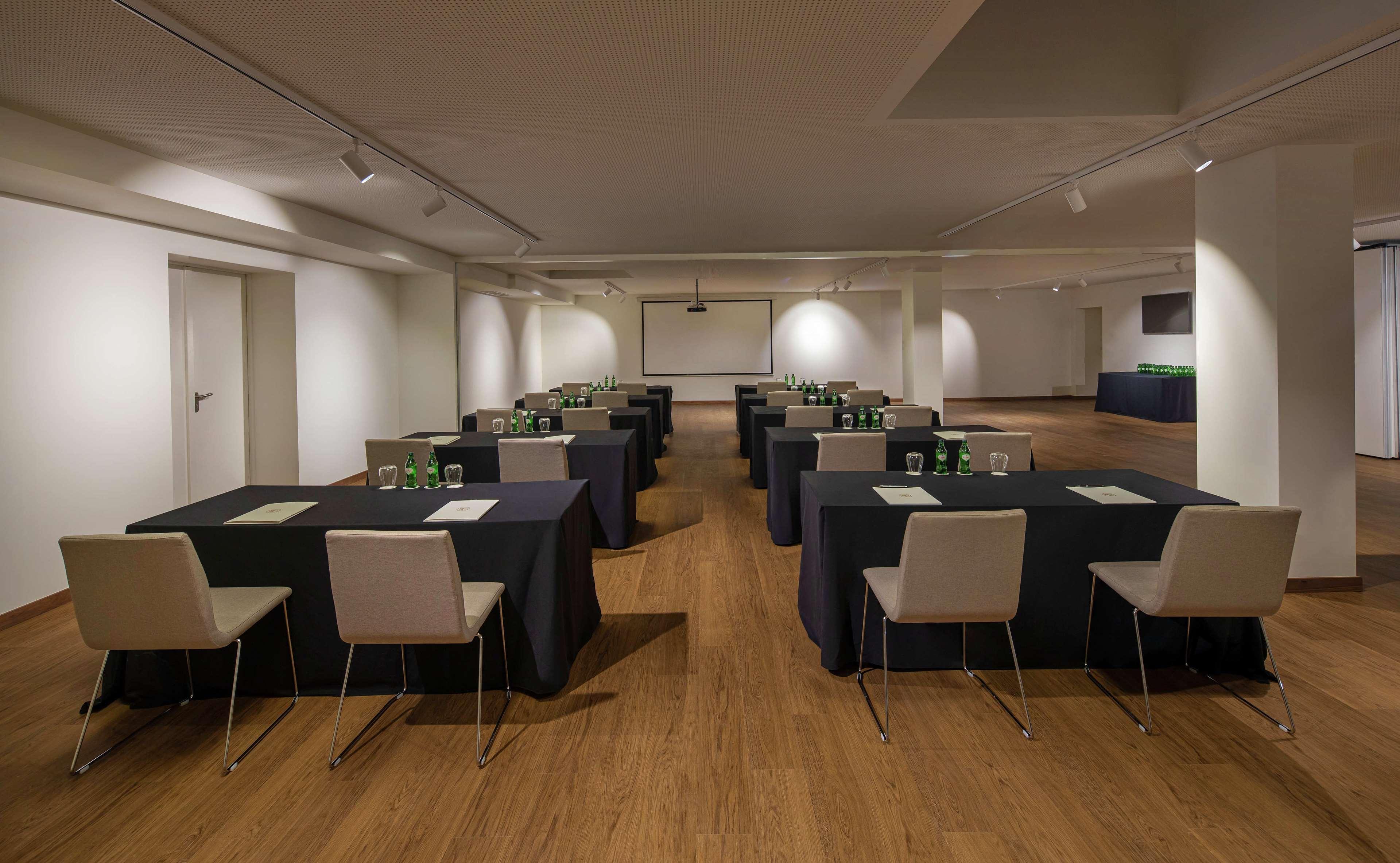 וילה נובה דה גאיה Curio Collection By Hilton Boeira Garden Hotel Porto Portug מראה חיצוני תמונה