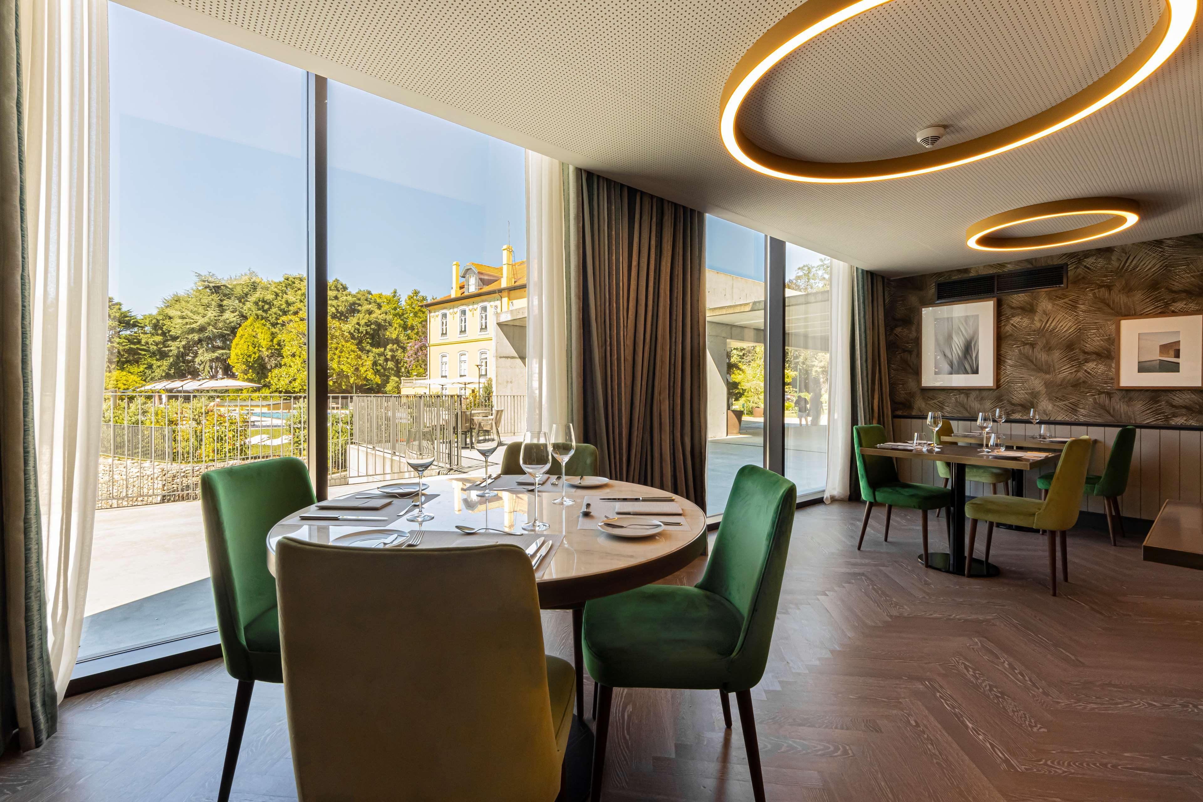 וילה נובה דה גאיה Curio Collection By Hilton Boeira Garden Hotel Porto Portug מראה חיצוני תמונה